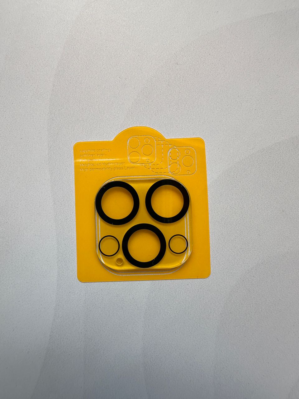 iPhone 12 Pro Max transparente con borde negro 