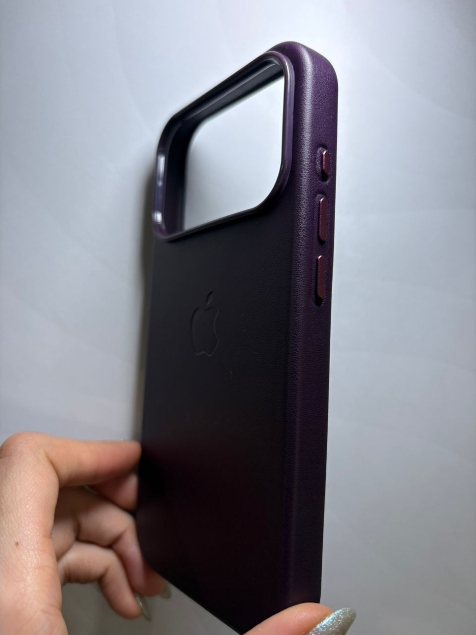 Case iPhone 17 Pro de cuero con MagSafe  - Tucase.sc Store