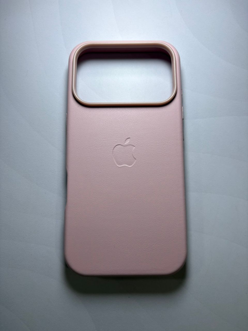 Case iPhone 17 Pro de cuero con MagSafe 