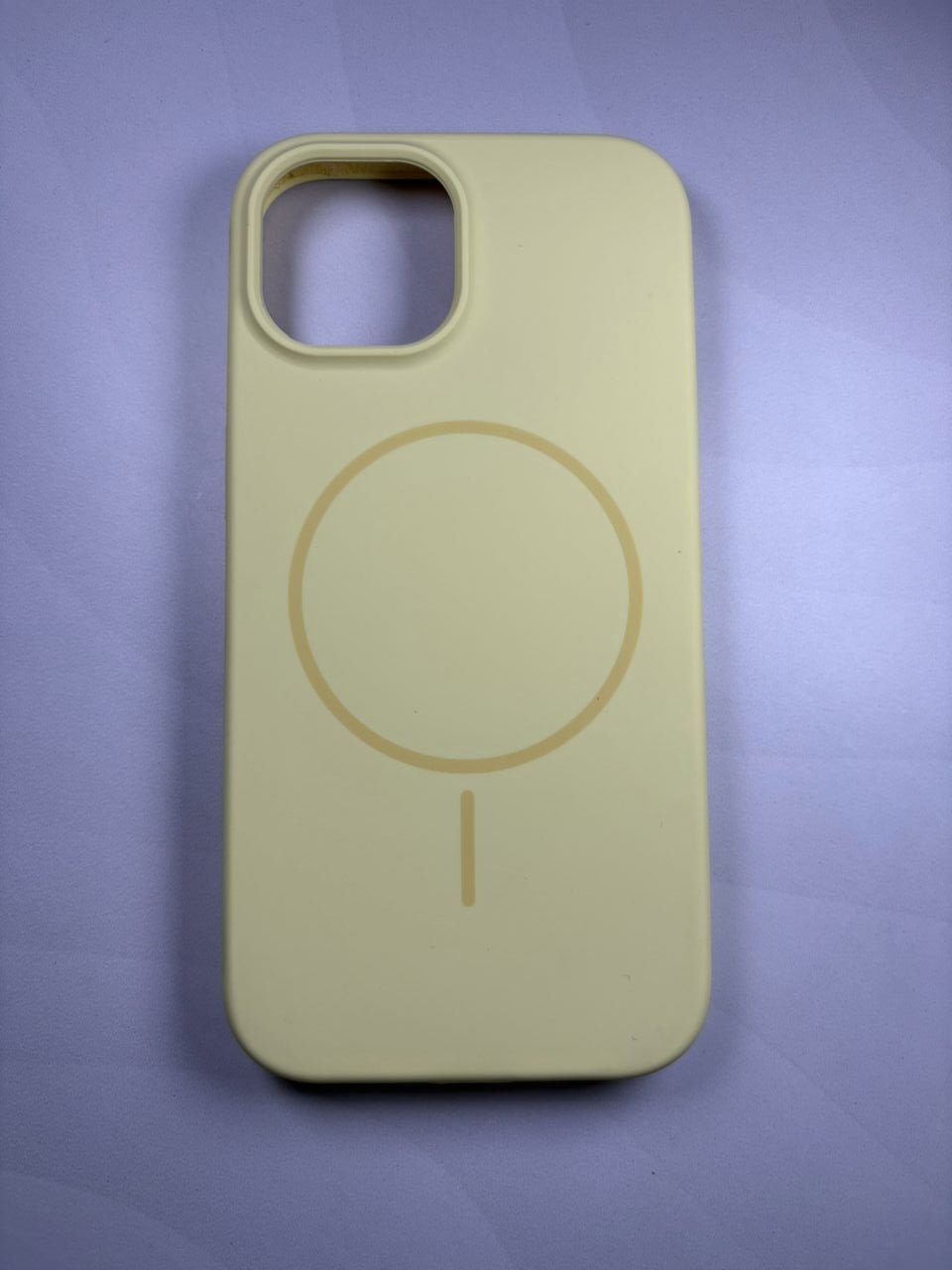 Case silicone premium iPhone 15
