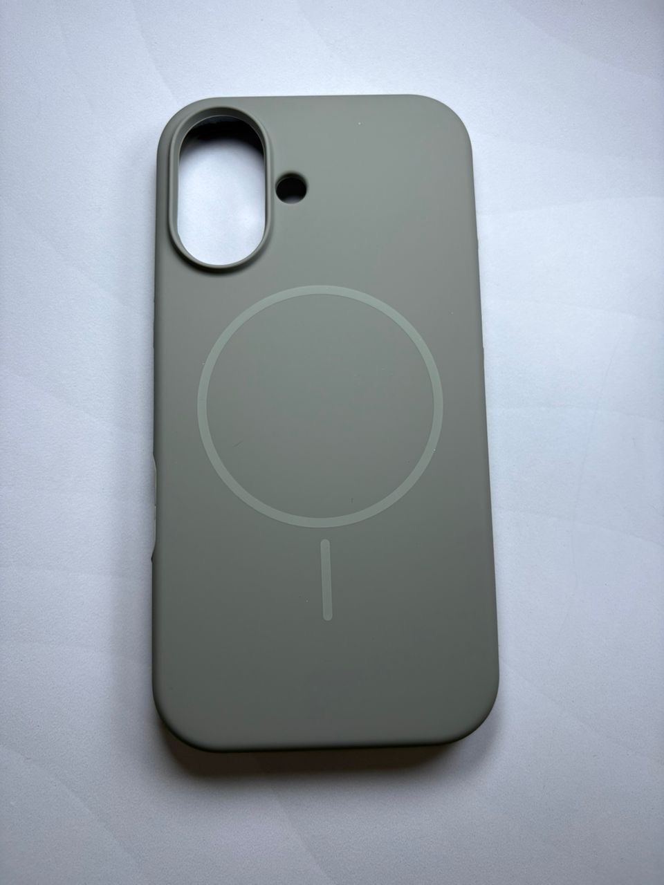 Case silicone premium iPhone 16