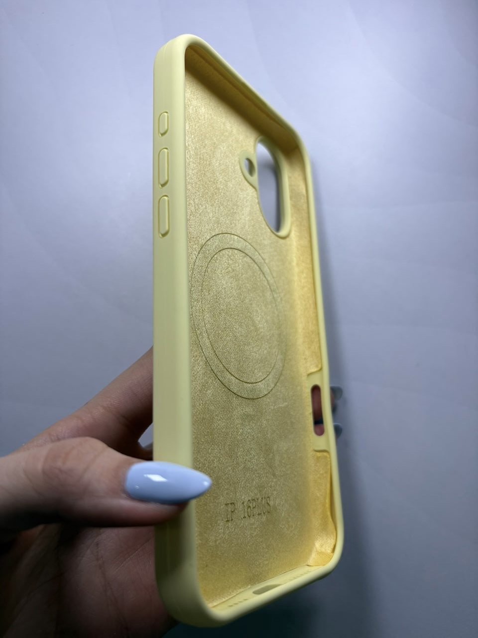 Case silicone premium iPhone 16 Plus - Tucase.sc Store