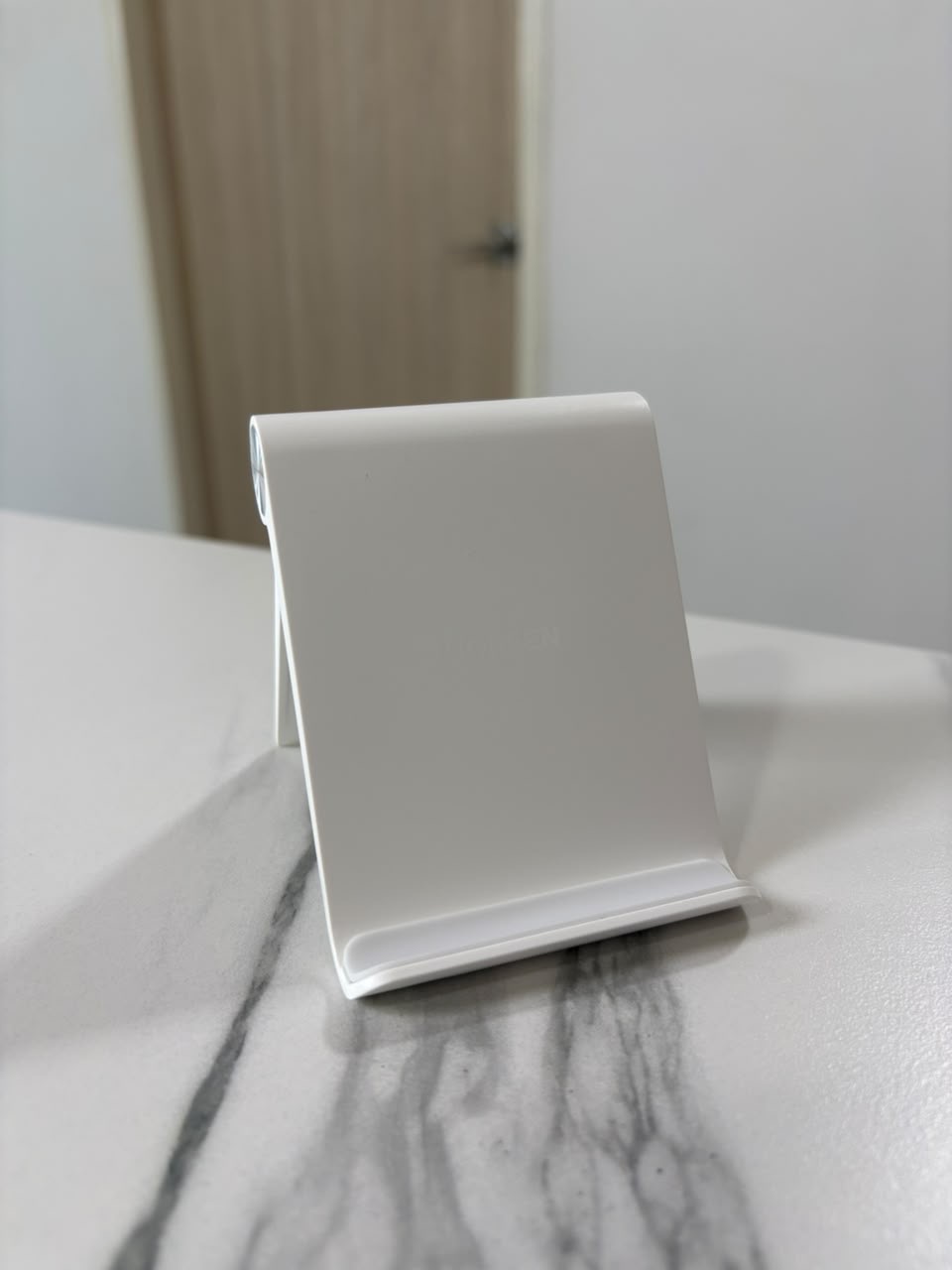 Soporte marca ugreen blanco - TuCase.sc